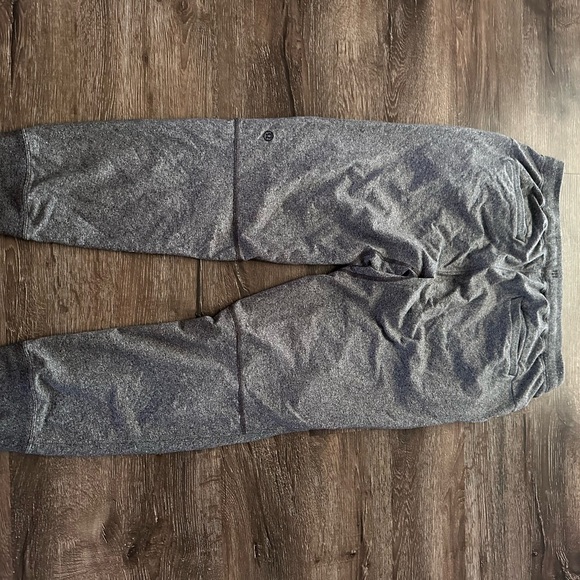 Lululemon heather gray intent jogger - Picture 5 of 7